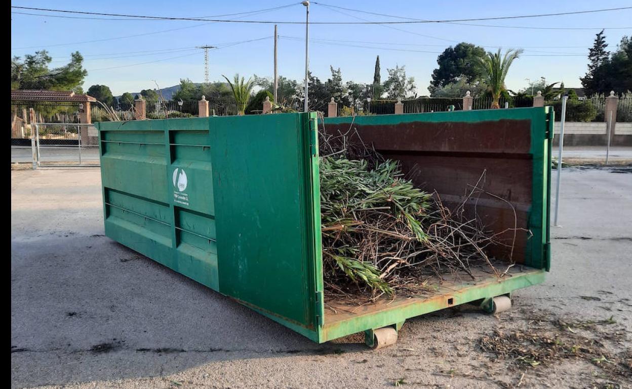 como-se-usan-los-contenedores-para-podas contenedores para podas